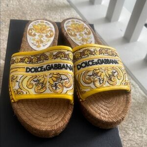 Dolce & Gabbana Yellow Embroidered Slides